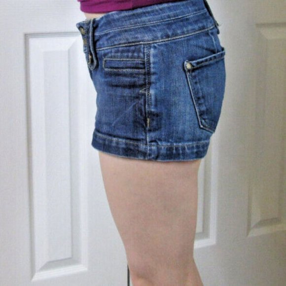 Bebe Short Shorts, Jean Hot Pants, Summer Womens Juniors size 27 - Picture 4 of 12